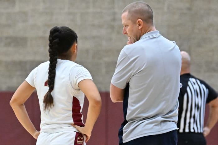 a South Medford Mission Hills girls basketball Oregon POA Holiday Classic December 30 2023 Leon Neuschwander 5